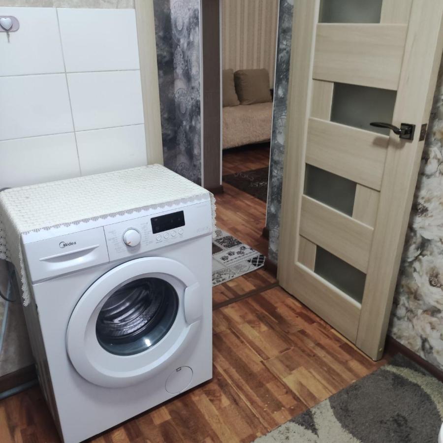 Комфортная Квартира Для 2Х Персон Apartment Bishkek Luaran gambar